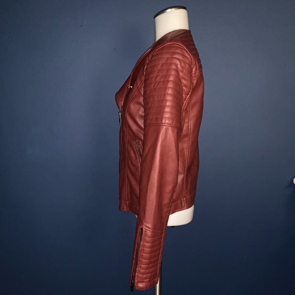 | Retro Faux Leather Jacket - Picture 2 of 5
